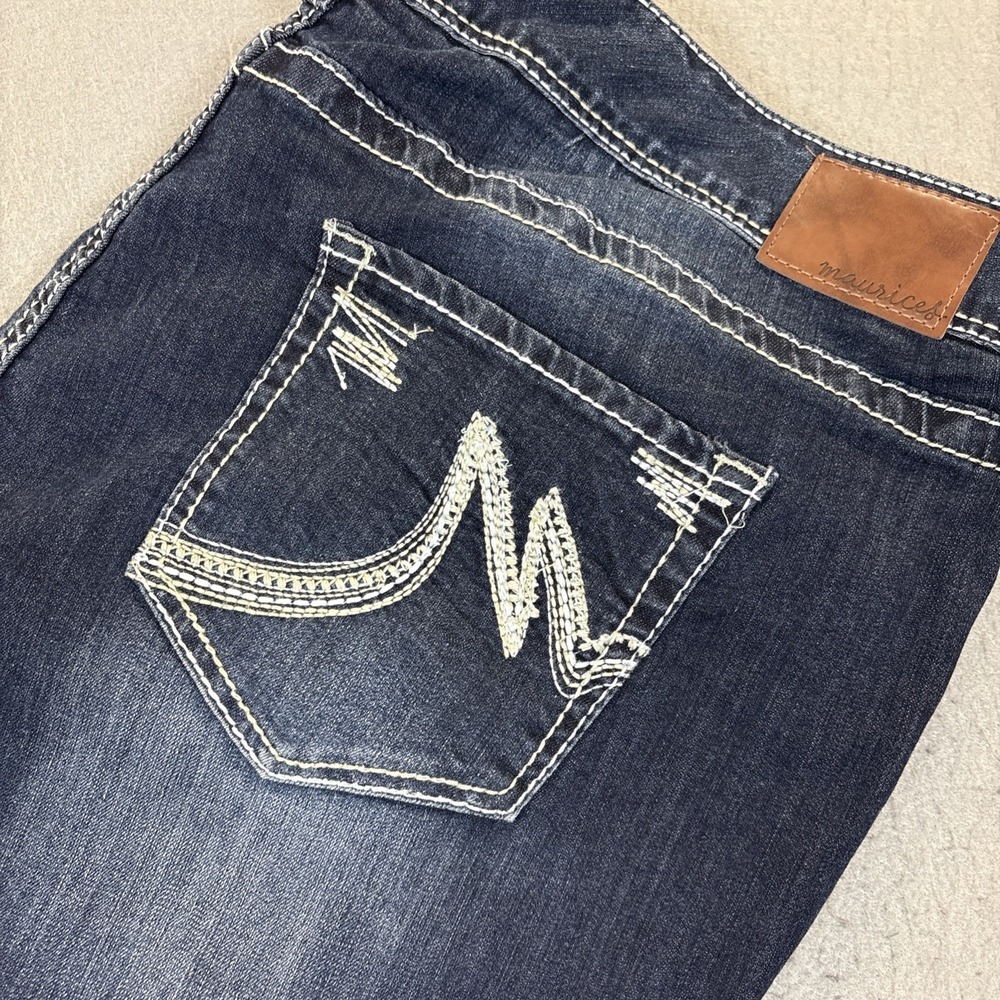 Maurices Bootcut Denim Jean Women Whiskering 5 Pocket Embroidered Size 26R
